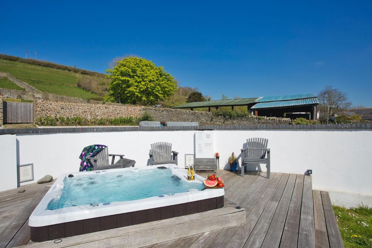 Croyde Wisteria Cottage 4 Bedrooms Dış mekan fotoğraf